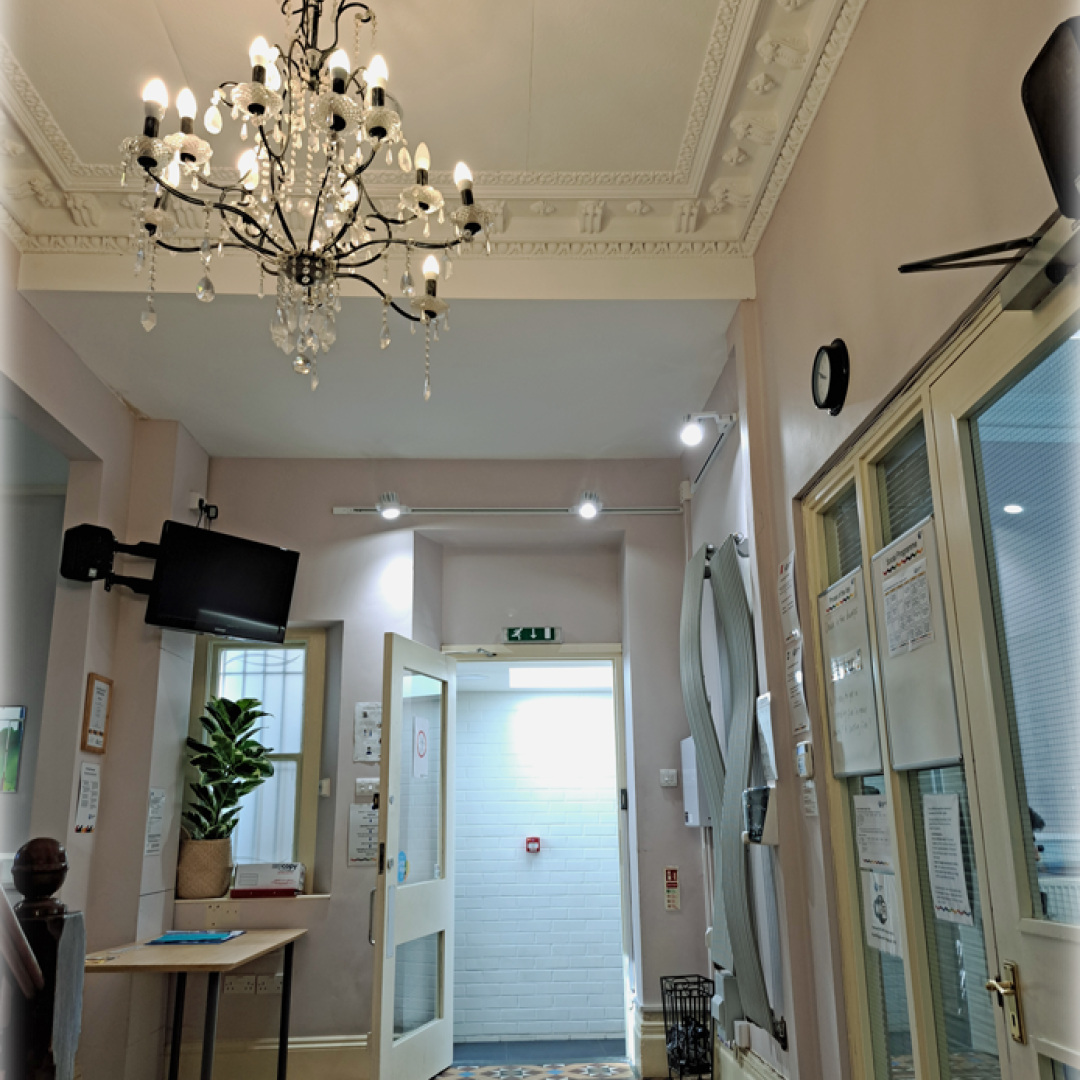 IH Bristol Queens Avenue reception